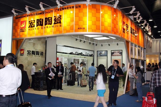 图6、要想找个人少的时段拍摄91免费版视频展位全貌还真不容易.jpg